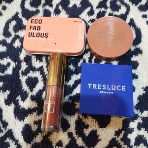 Lot Of 4 Facial Beauty Products. Lip Gloss, Blushes, And Bronzer.